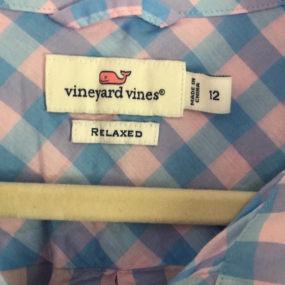 Men’s Vineyard Vines Button Down - Picture 3 of 3